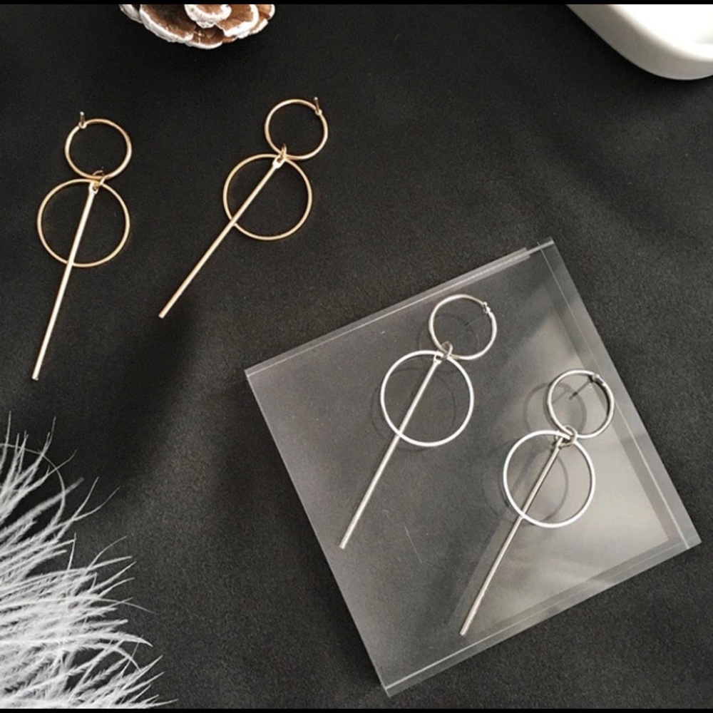 Unique Circle Bar Earrings 2 for $12 - Picture 6 of 11